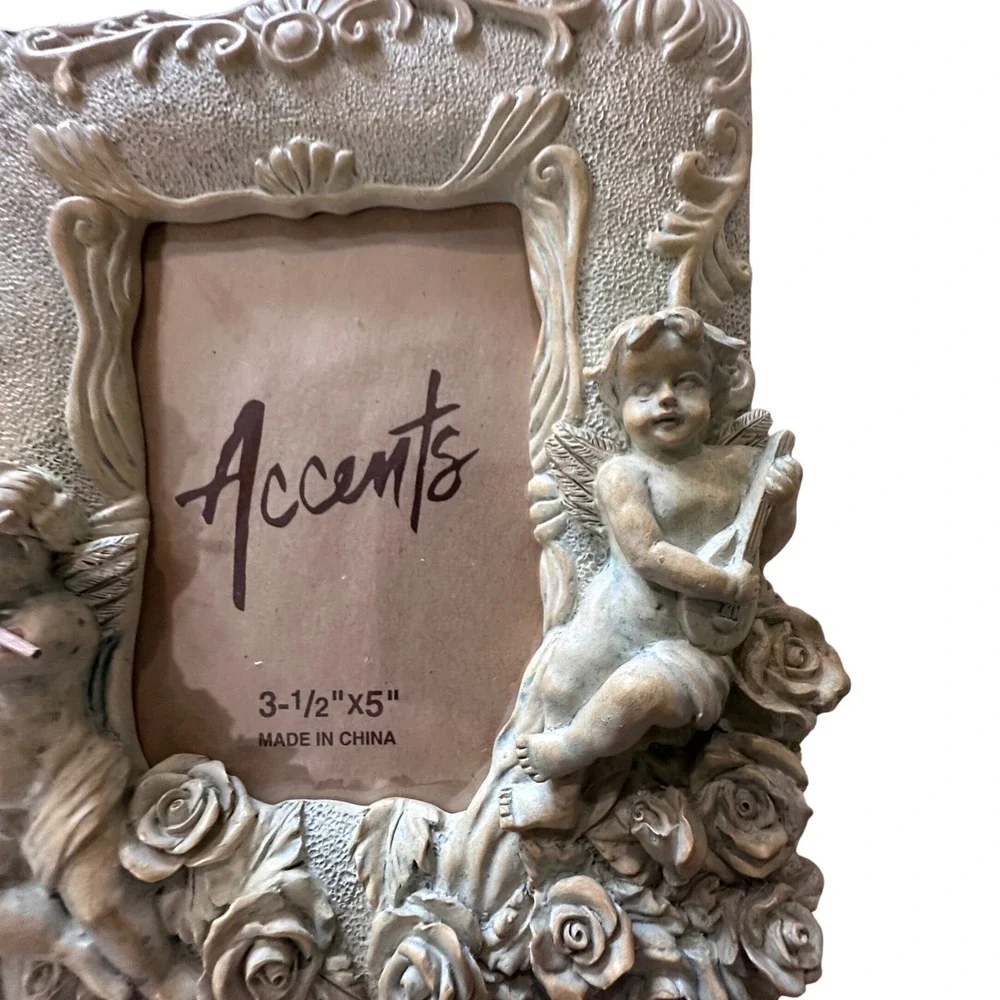Accents Resin Cherub Picture Frame Vintage Style Angels Roses‎ 3.5x5 WMC11